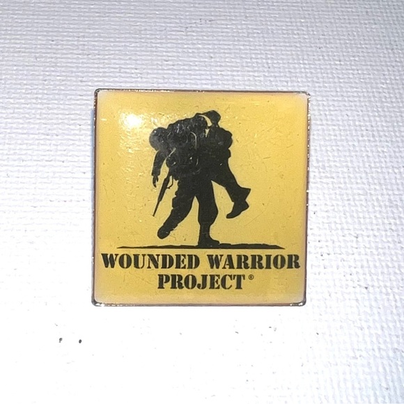 ♦️ Vintage Wounded Warrior Project Yellow Pin‎ - Picture 2 of 2